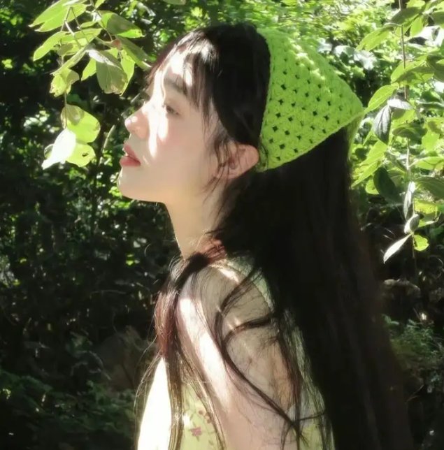 壁花女孩梦游中 海报